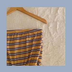 SOLD         striped strapless romper !